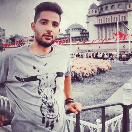 دانلود آهنگ نازلانا نازلانا ده گوروم جانا مهدی فرجی دانلود آهنگ نازلانا نازلانا ده گوروم جانا مهدی فرجی