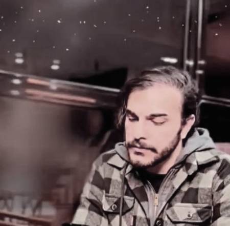 دانلود آهنگ رضام مهمان ناخوانده قلبم دانلود آهنگ رضام مهمان ناخوانده قلبم