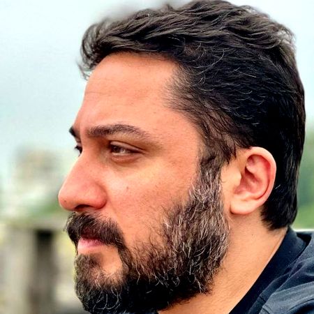 دانلود آهنگ روزبه بمانی صد سال تنهایی