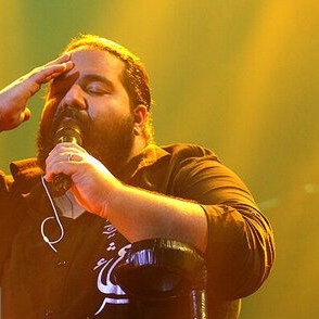 دانلود آهنگ رضا صادقی مرد دیوونه دانلود آهنگ رضا صادقی مرد دیوونه