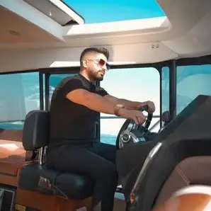 دانلود آهنگ زانیار خسروی کسی نیست لباس دلخواه منو بپوشه